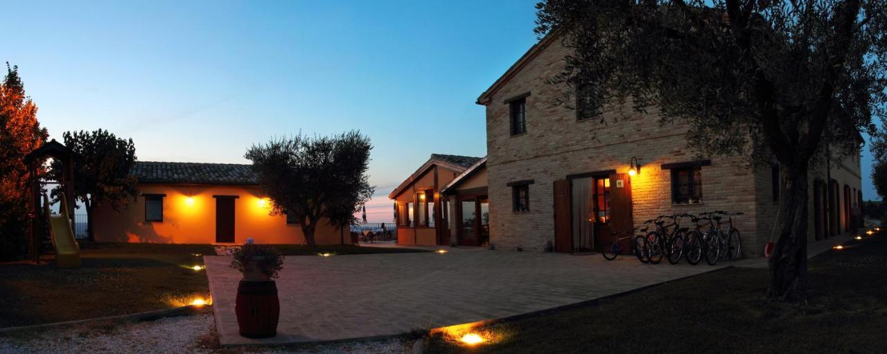 Cadabò — 4-Star Luxury Hotel in Montecarotto, Italy
