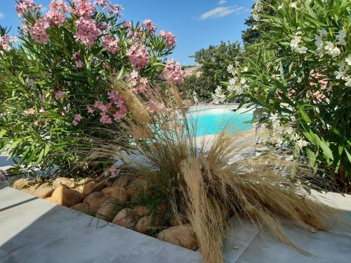 L'en Haut - carbon neutral hotel in Aramon