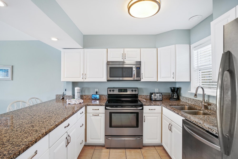 Sailfish Townhomes by Panhandle Getaways - photo 14