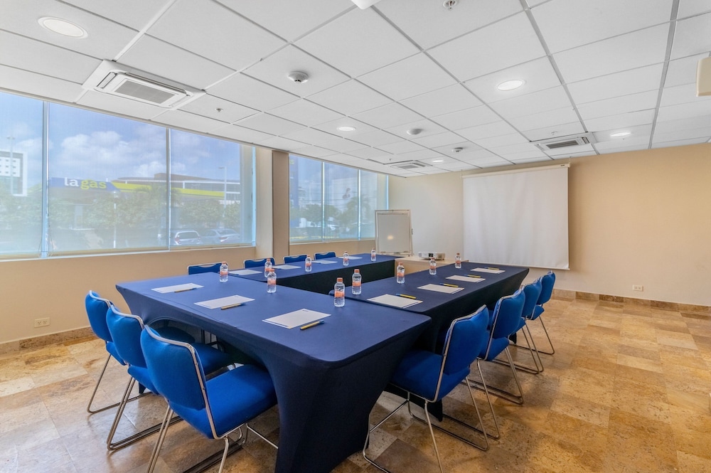 Meeting facility