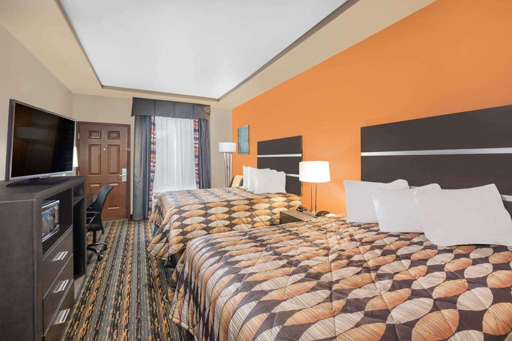 Days Inn by Wyndham Dilley - photo 5