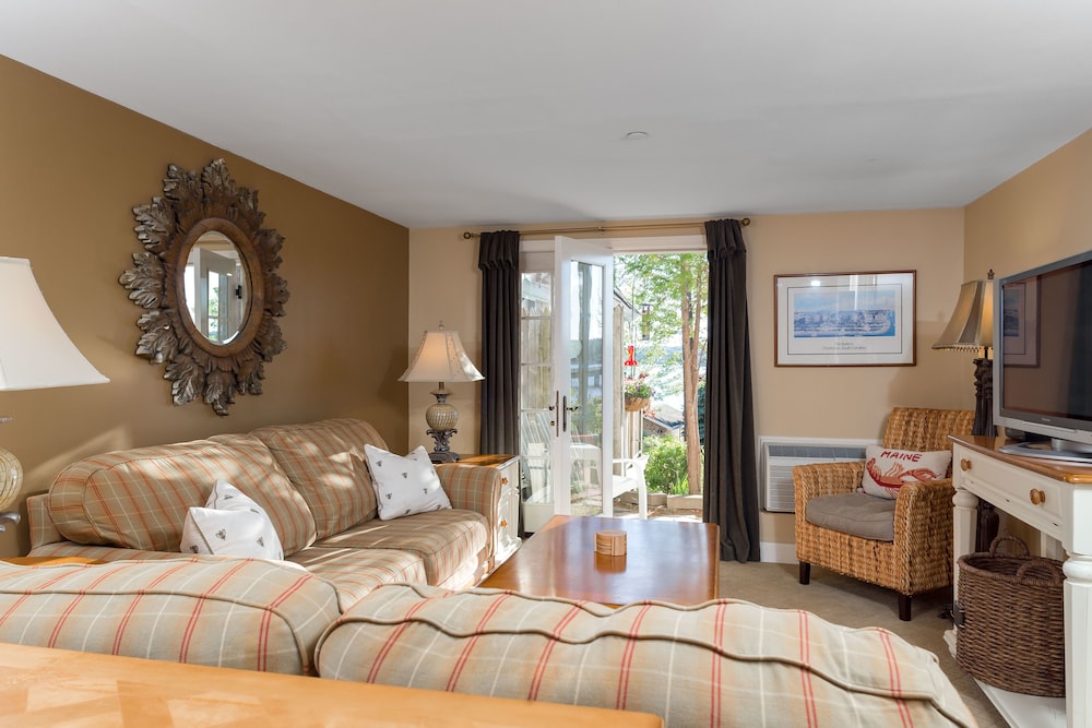 Sheepscot Harbour Village Resort - photo 232