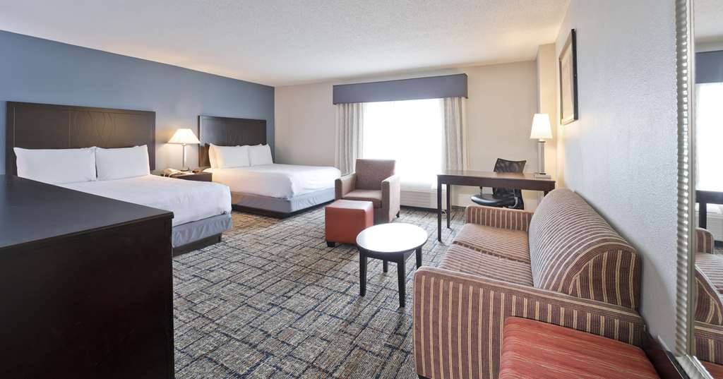 Best Western Plus Hotel & Conference Center - photo 22