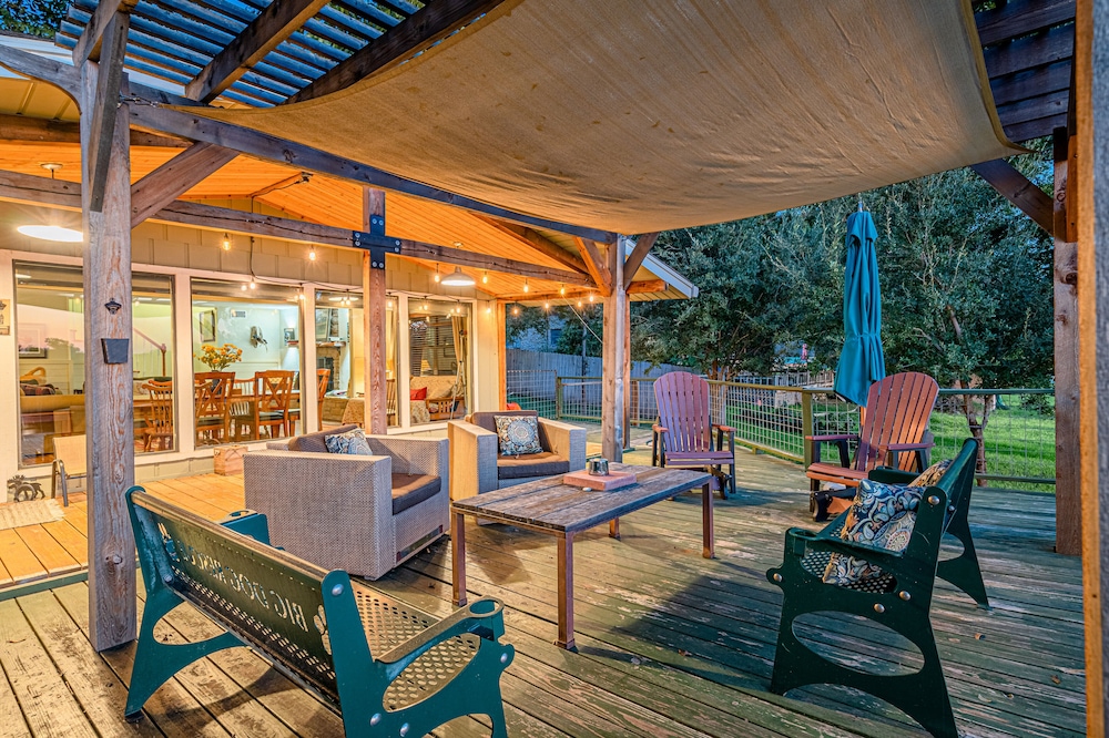 River Oaks Oasis in Kingsland, United States