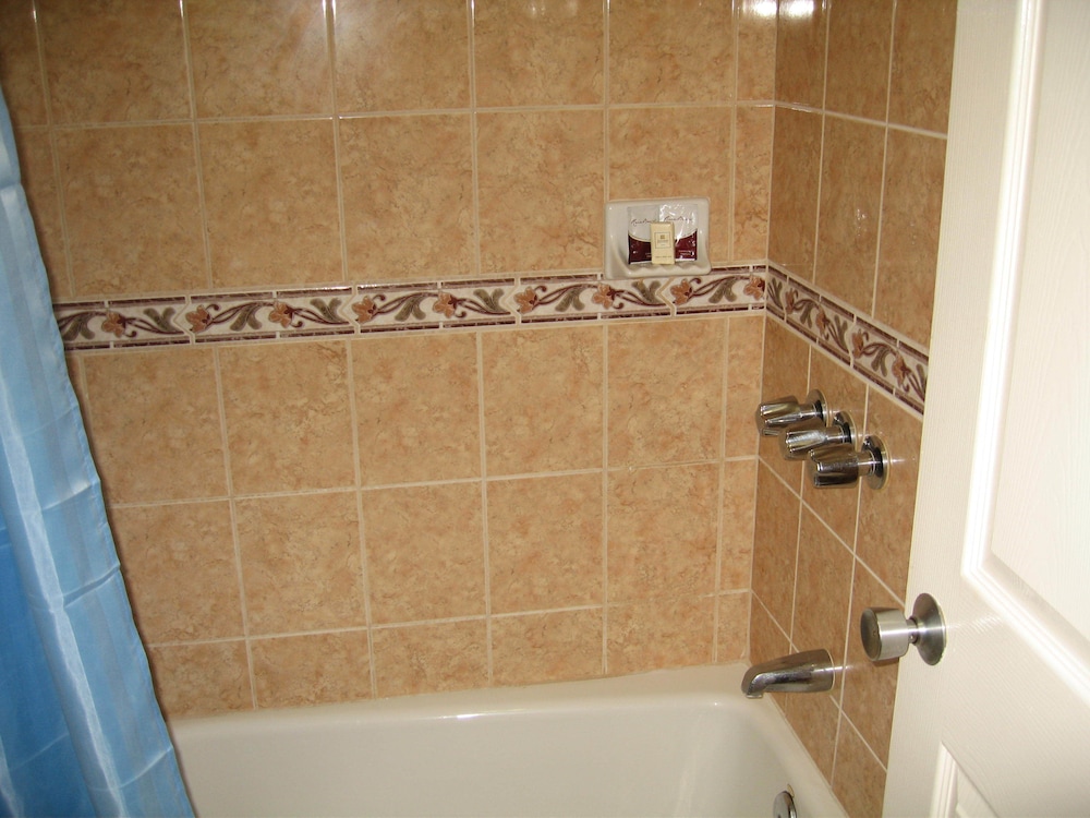 Royal Inn Motel Long Beach - photo 26