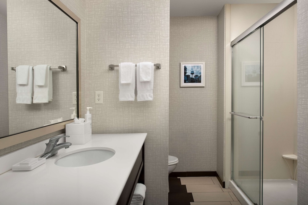 Hampton Inn Knoxville Clinton I 75 - photo 17