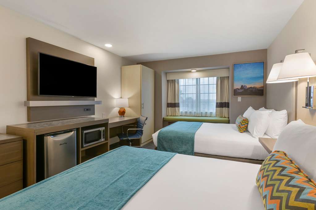 Best Western Plus Yuma Foothills Inn & Suites - photo 25