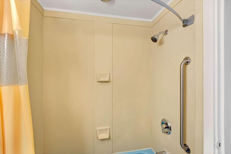 Days Inn Kittery - photo 8