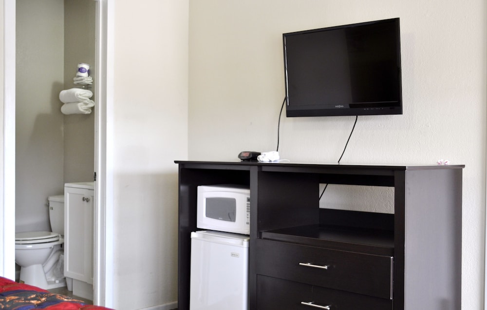 Andrews Motor Inn - photo 24