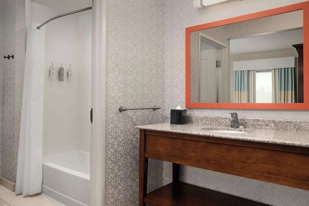 Hampton Inn & Suites Huntsville Research Park Area - photo 20