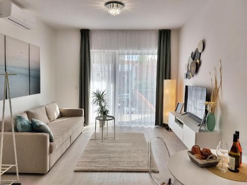 Linden Apartman 104 Adults Only — 4-Star Luxury Hotel in Mosonmagyarovar, Hungary