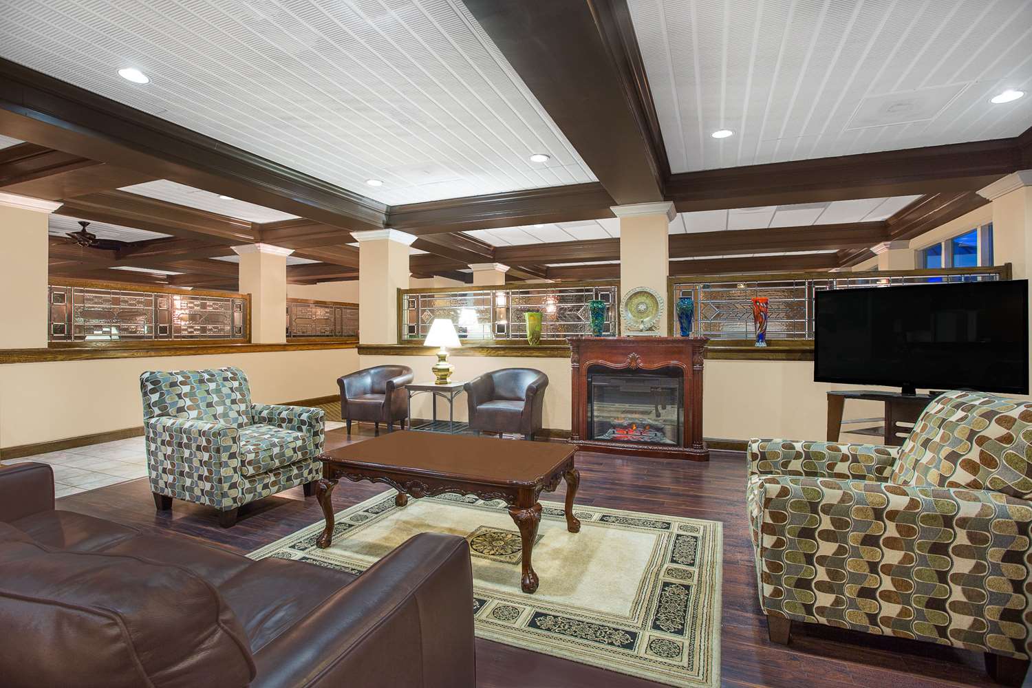 Days Inn by Wyndham Asheville Mall - photo 6