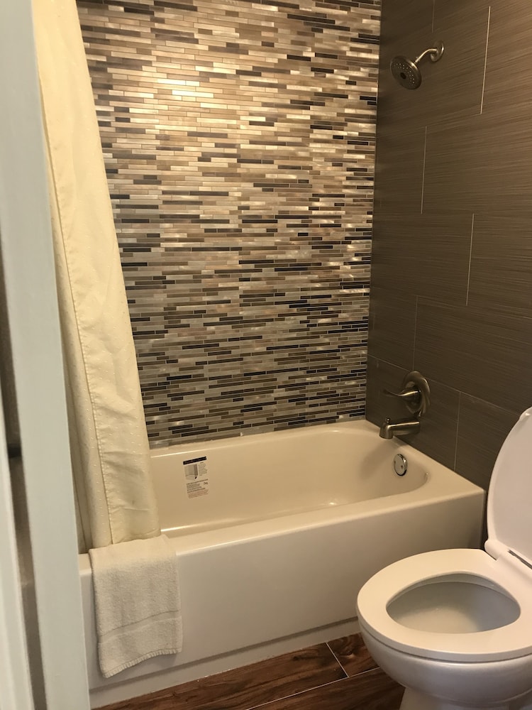 Americas Best Value Inn Bowie - photo 12