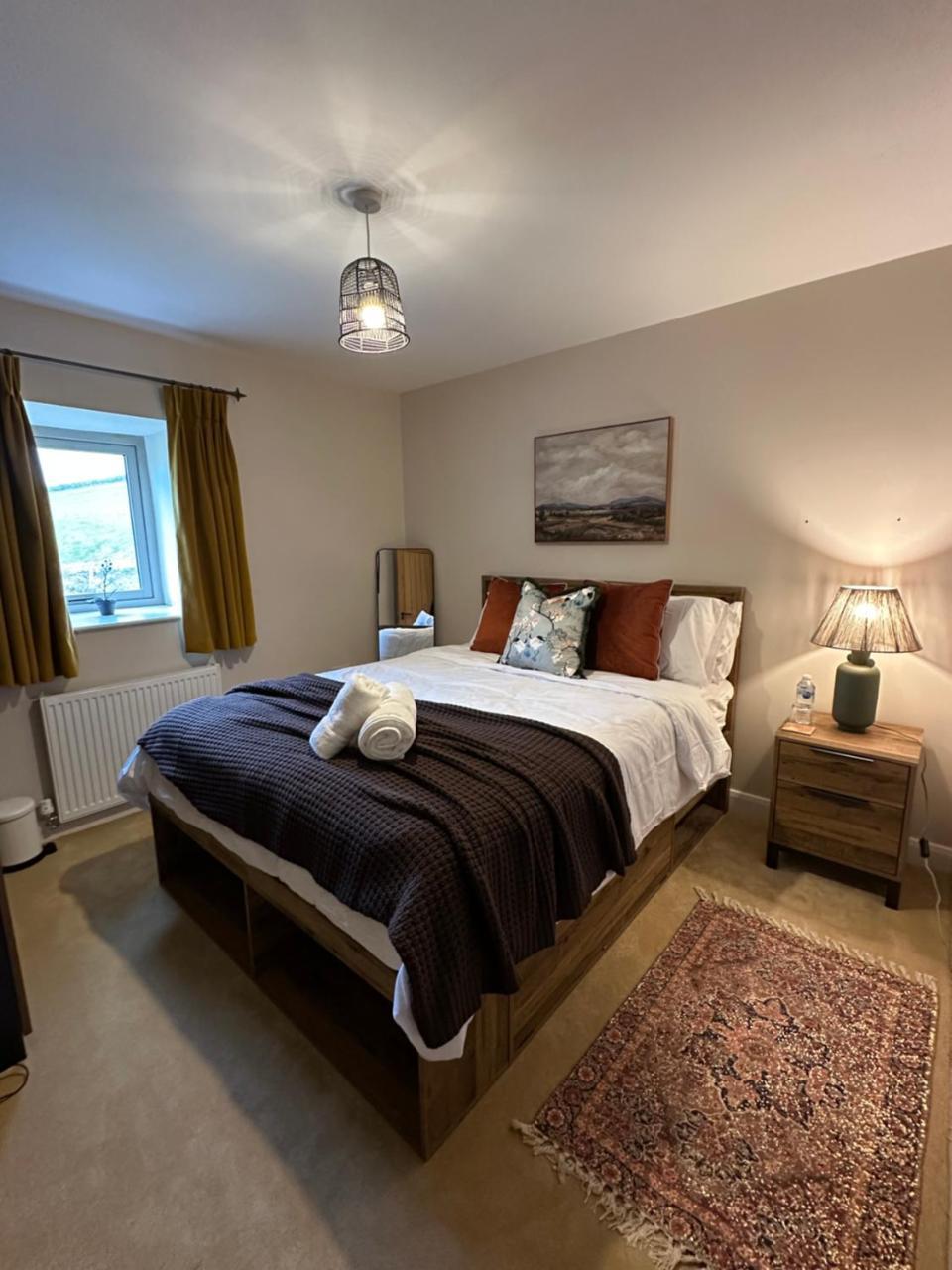 Private Luxury Barn Stay with Hot Tub And Outdoor Entertainment Yorkshire Dales Sleeps 10