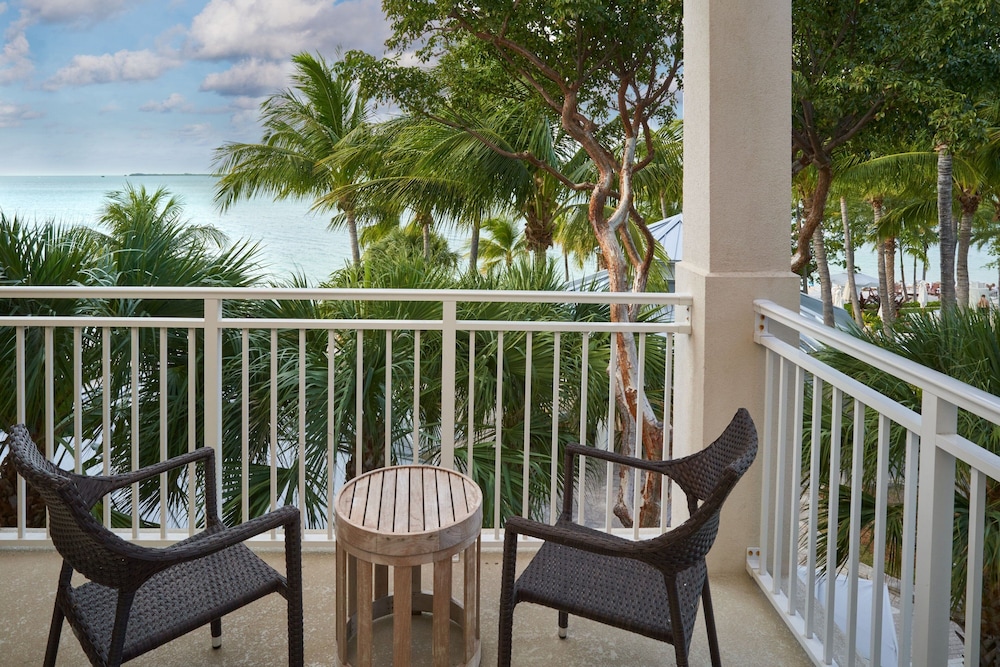 Playa Largo Resort & Spa Autograph Collection - photo 13