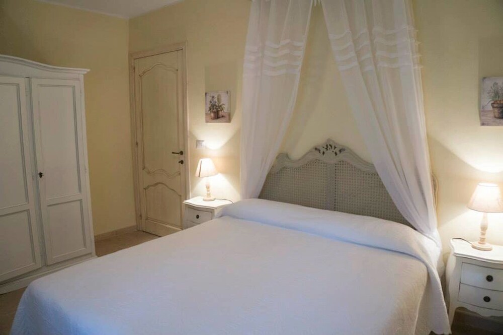 Borgo Rosso Terra — Alezio — photo 4