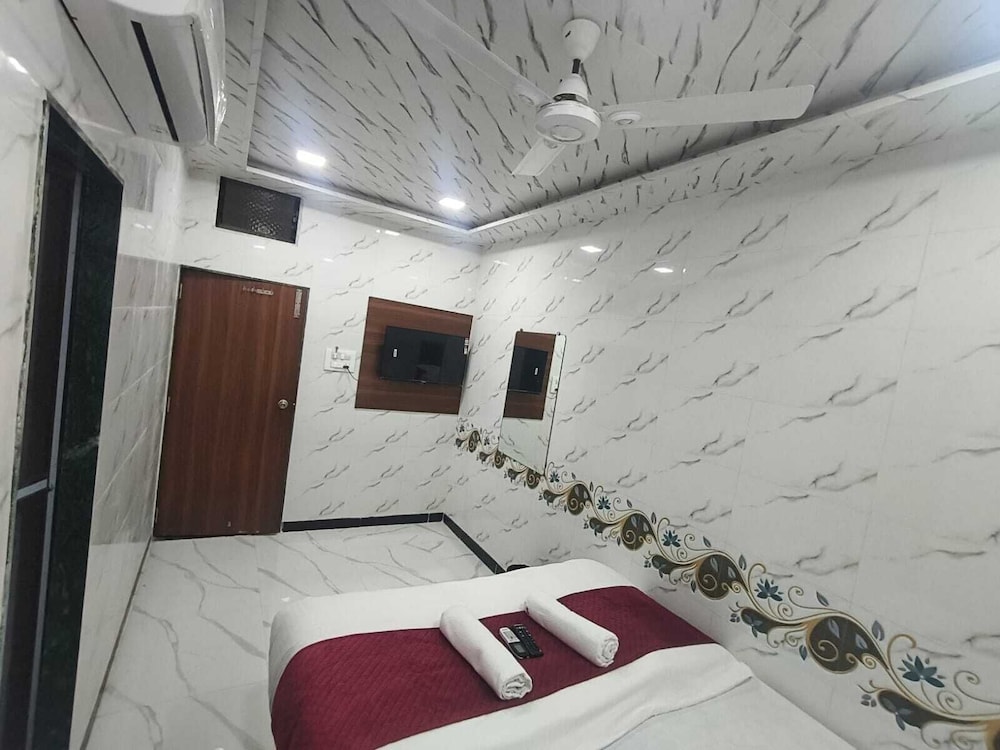 hotel SR residency - last minute hotel in Mumbai