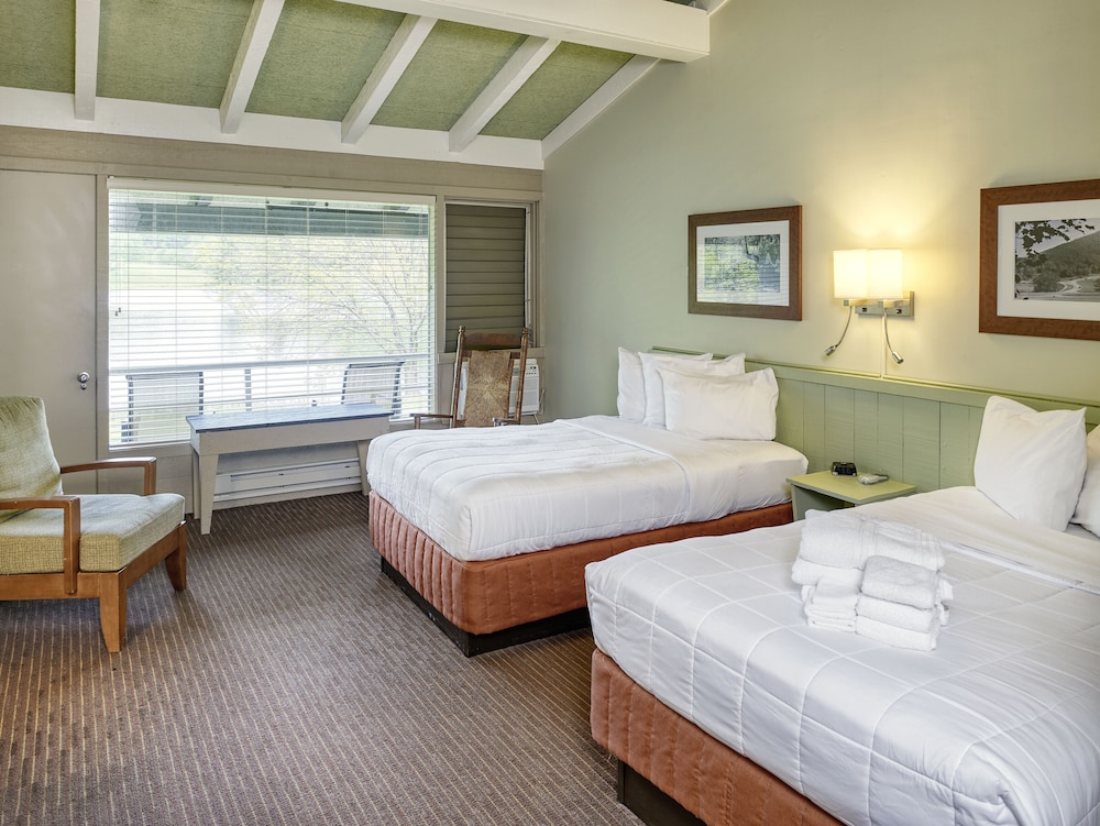 Peaks of Otter Lodge - photo 4