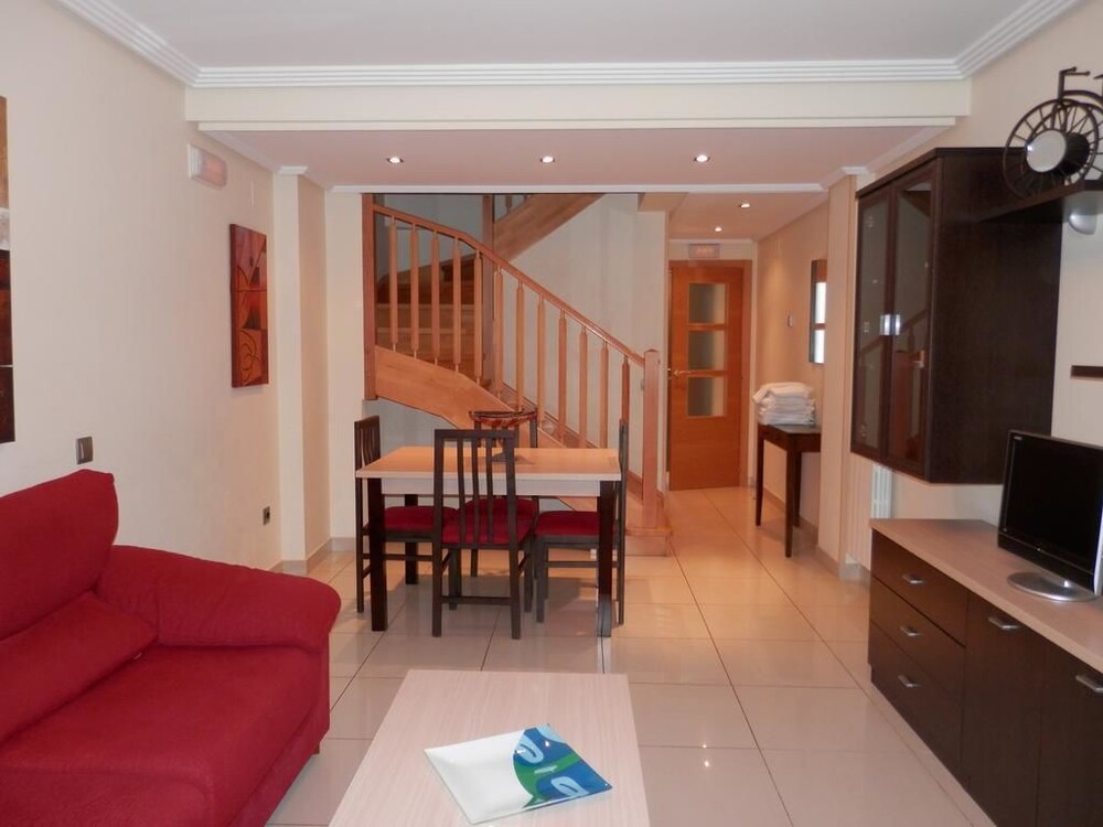 Apartamentos Monte Hernanz — Riaza — photo 2