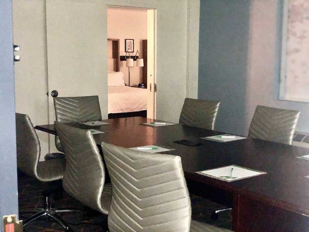 Holiday Inn Lansdale Hatfield by IHG - photo 7