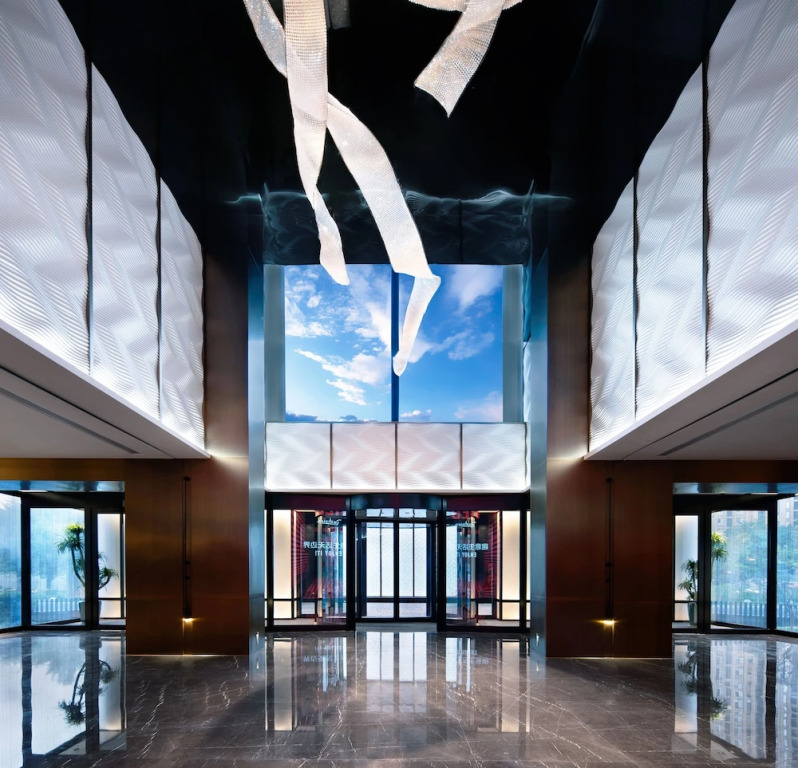 Mercure Beijing The Grand Canal CBD — 4-Star Luxury Hotel in Beijing, People's Republic of China