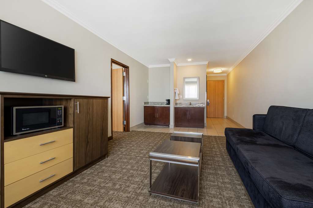 Best Western Los Angeles Worldport Hotel - photo 18
