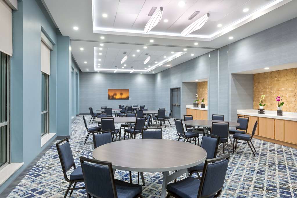 Hyatt House Orlando Airport - photo 59