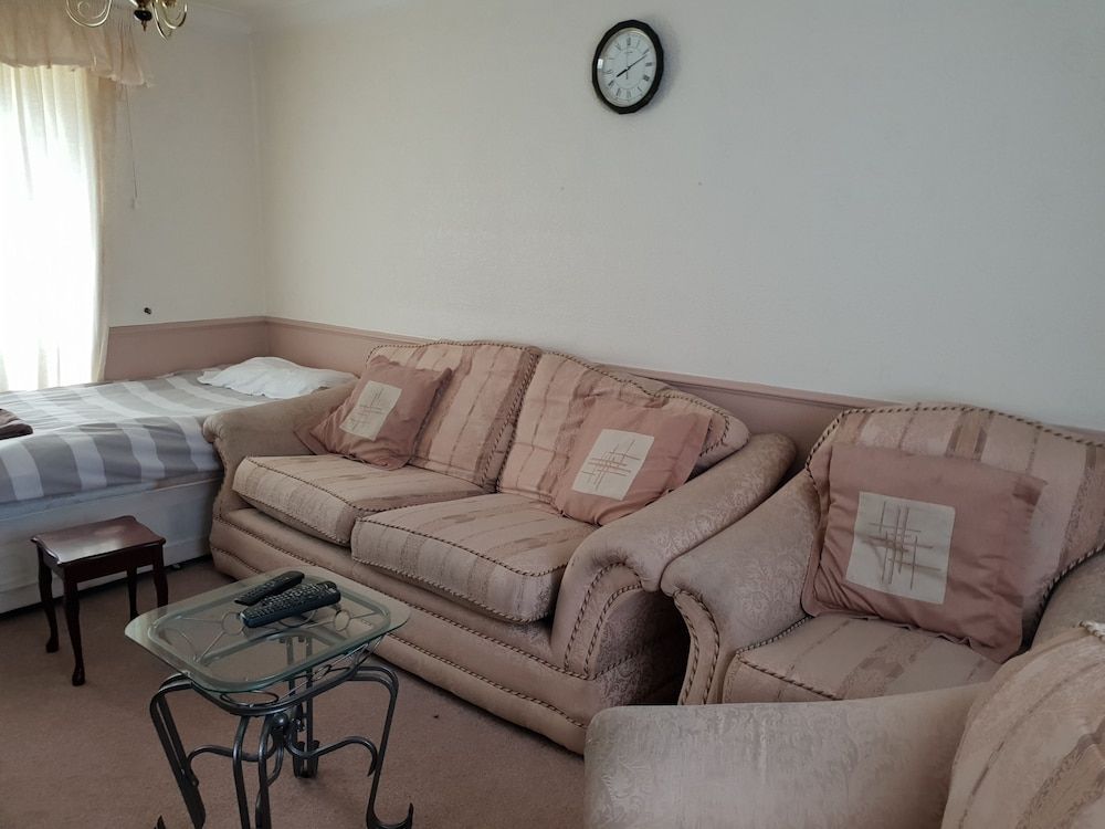 Mellanby Crescent Newton Aycliffe — hotel in Newton Aycliffe