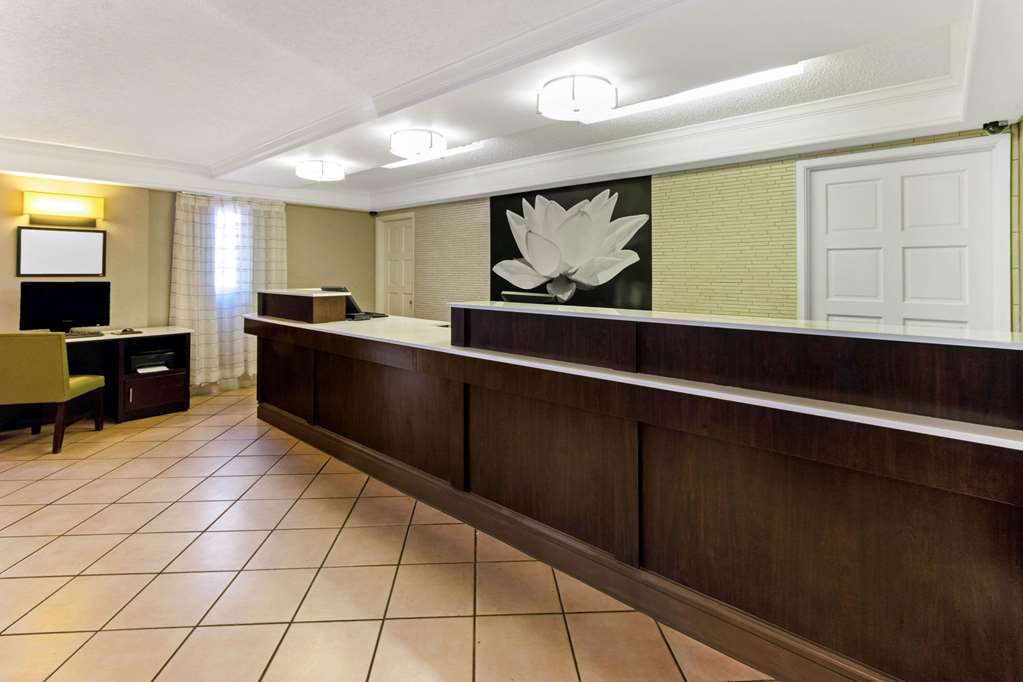 La Quinta Inn by Wyndham Santa Fe - photo 6