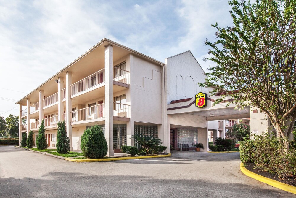 SureStay Hotel by Best Western Spring North Houston - photo 23