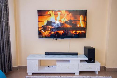Executive 3 Bedrooms Apartment — 4-Star Luxury Hotel in Nakuru, Kenya