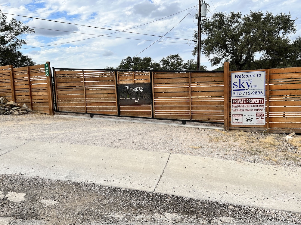 Painted Sky Inn - photo 38