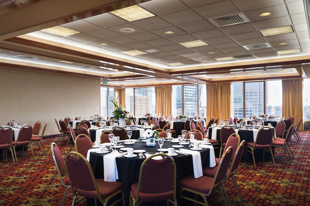 Holiday Inn Sacramento Downtown Arena by IHG - photo 48