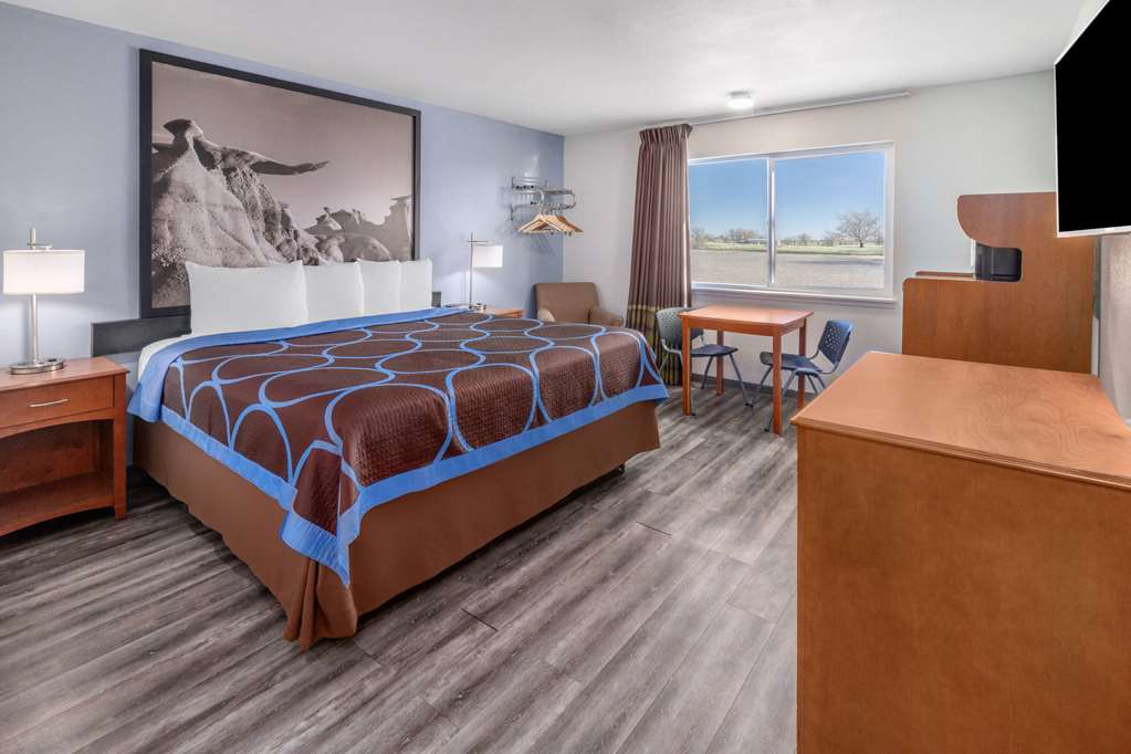 Super 8 by Wyndham Clayton - photo 8