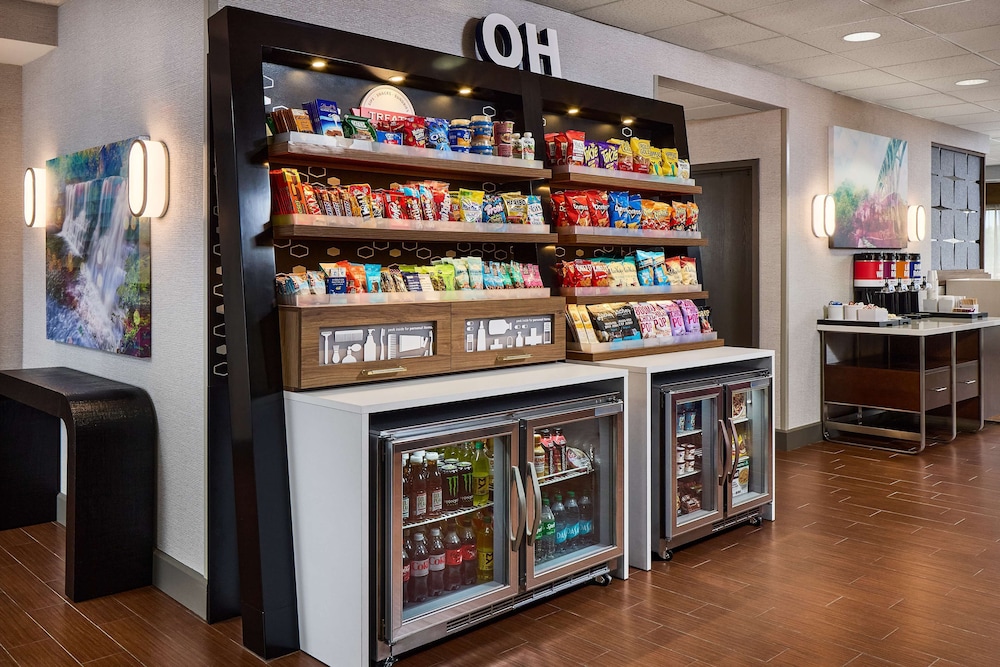 Hampton Inn Massillon - photo 31