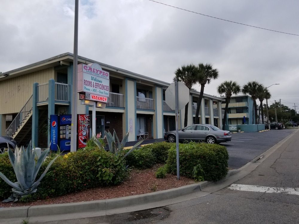 Calypso Motor Inn - photo 7