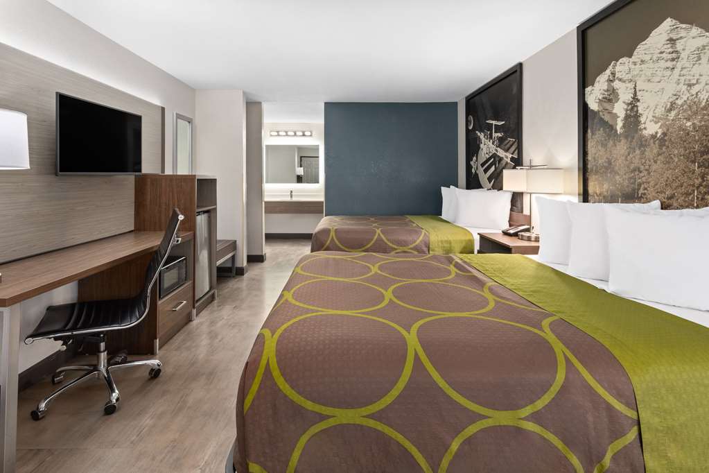Super 8 by Wyndham Prattville Montgomery - photo 17