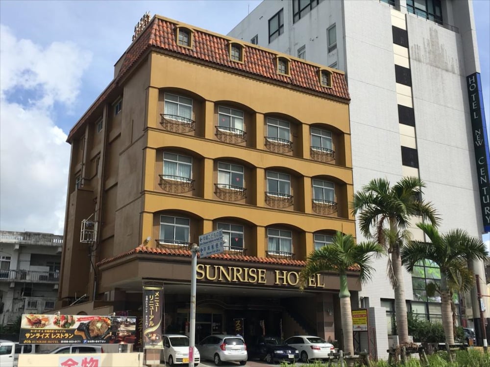 Sunrise Hotel - carbon neutral hotel in Okinawa