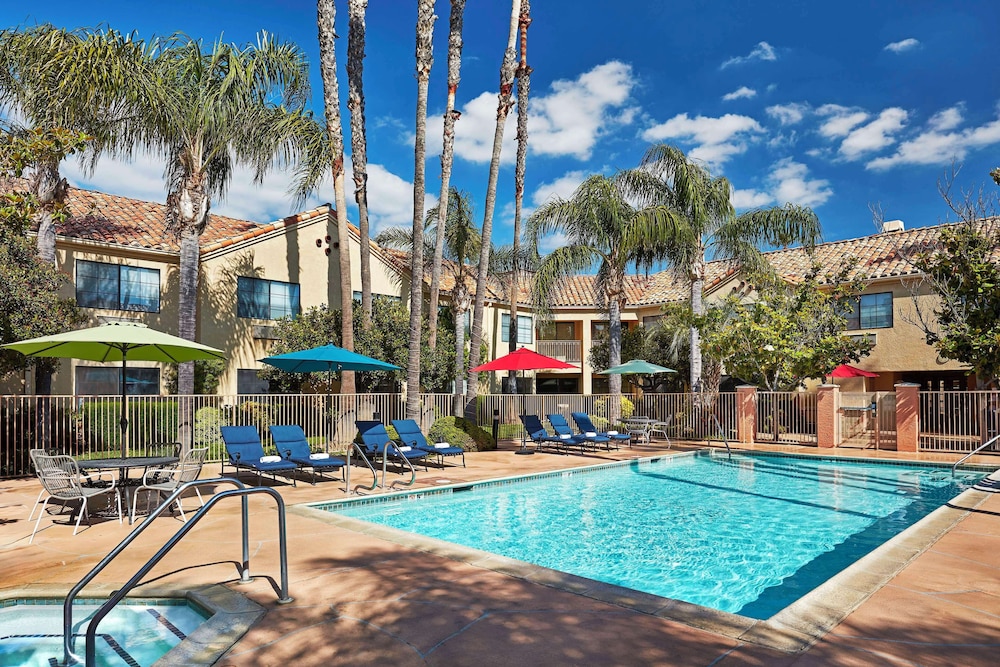 Hilton Garden Inn Valencia Six Flags - photo 13