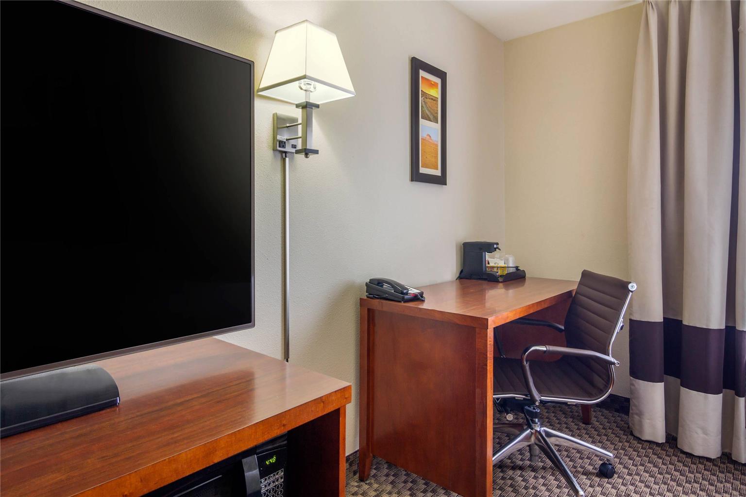 Comfort Inn & Suites Sterling - photo 18