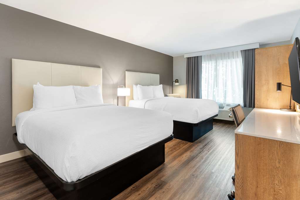 Best Western Plus Rancho Cordova Inn - photo 26