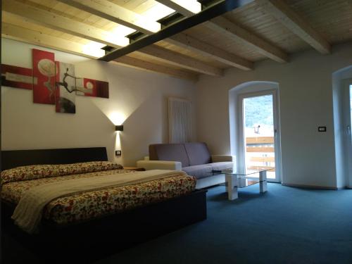 Marigold — 4-Star Luxury Hotel in Riva Del Garda, Italy