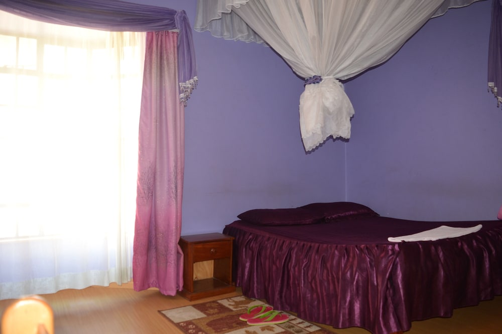 Hillview Apartment