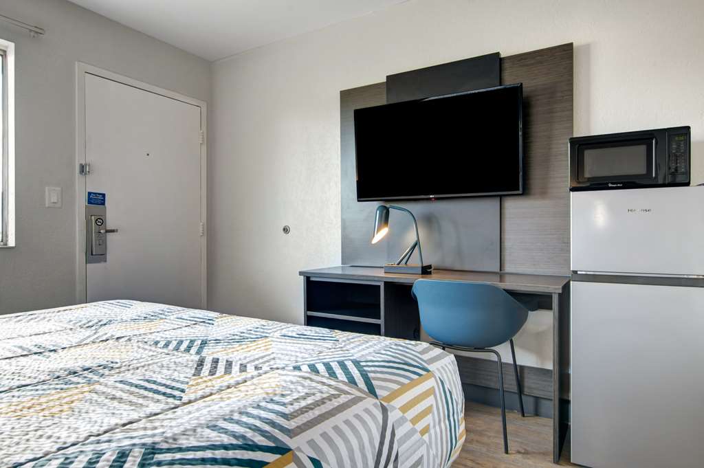 Motel 6 Venice FL - photo 23