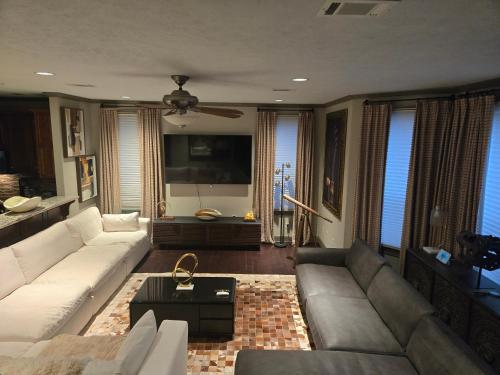 House of Pearl — 4-Star Luxury Hotel in Tupelo, United States