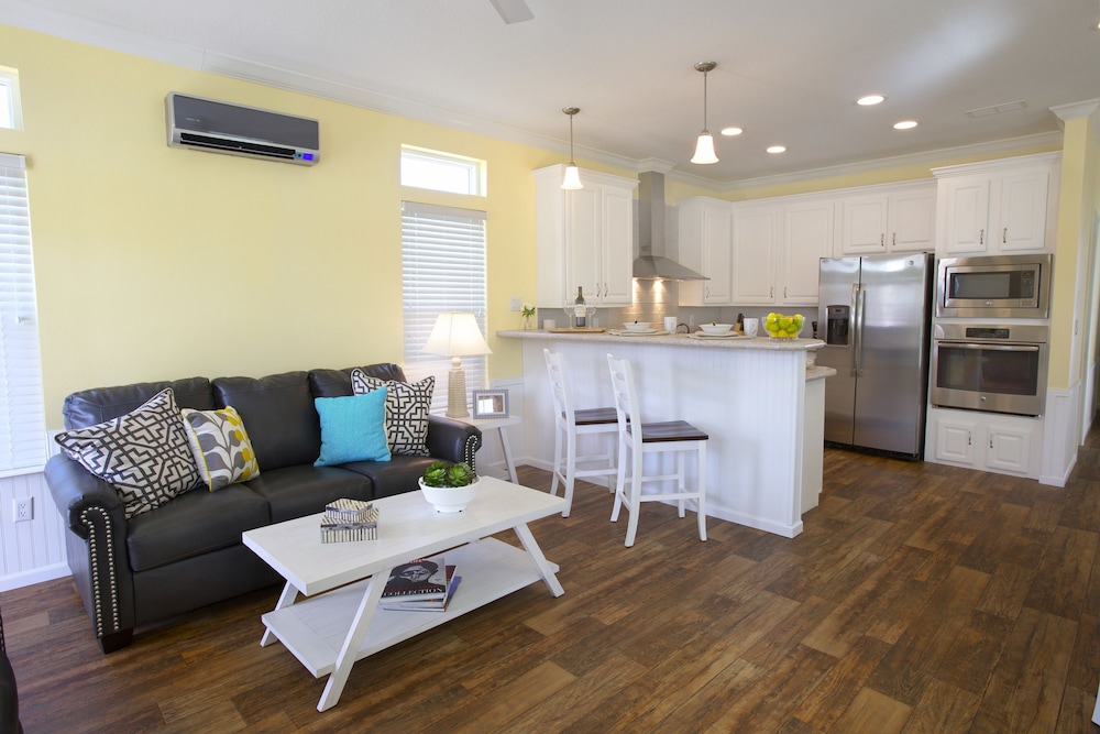 Ocean Breeze RV Resort - photo 11