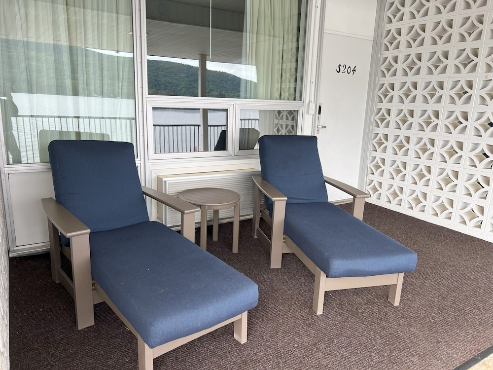 The Georgian Lakeside Resort - photo 27