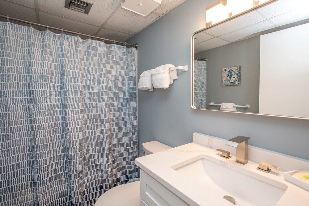 Royal Garden Resort 301 3 Bedroom Condo by RedAwning - photo 15