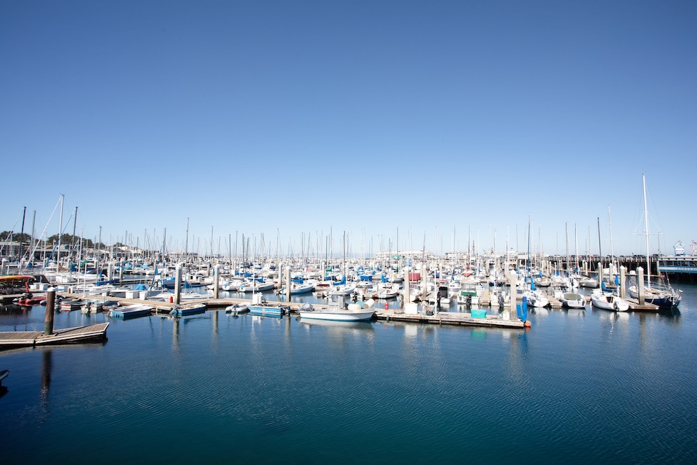 Holiday Inn Express Monterey Cannery Row by IHG - photo 44