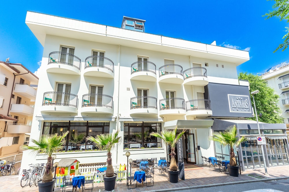 Hotel Antares - carbon neutral hotel in Cattolica
